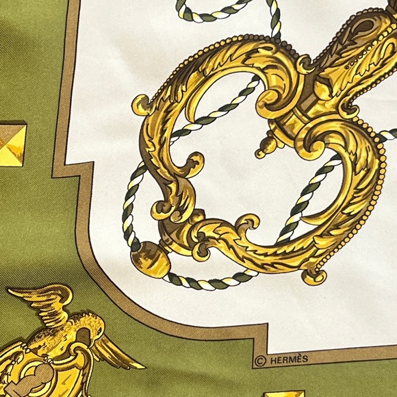 HERMES Silk Keys Les Cles Scarf 90 - Picture 10 of 13